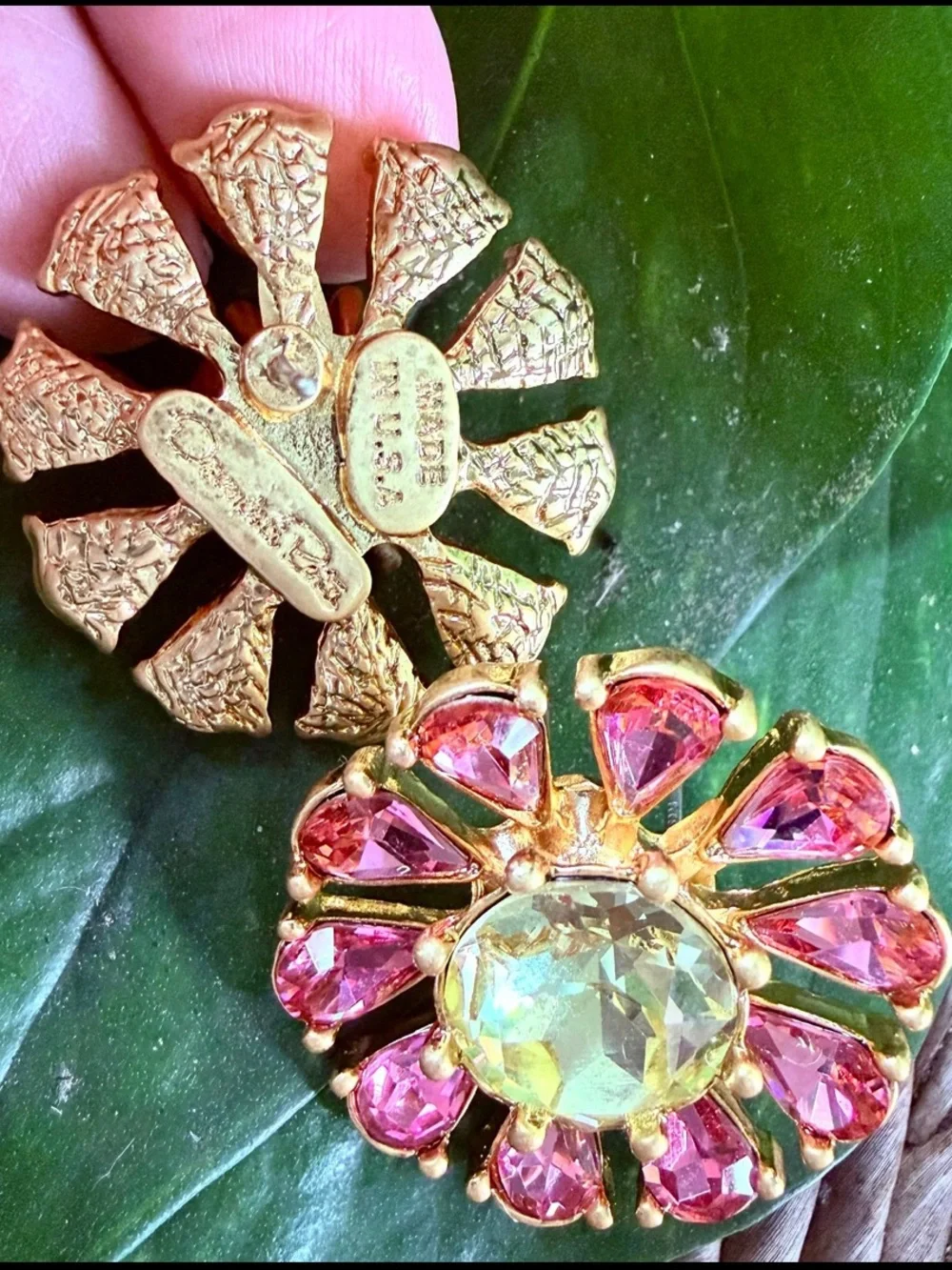 Oscar de la Renta Shimmering Crystal Flower Earrings PINK/JONQUIL✨Gold Tone Post